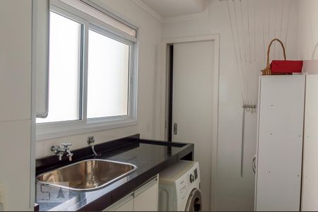 Apartamento para alugar com 123m², 3 quartos e 2 vagas Apartamento para alugar com 123m², 3 quartos e 2 vagasÁrea de Serviço