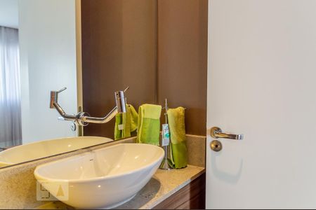 Apartamento para alugar com 123m², 3 quartos e 2 vagas Apartamento para alugar com 123m², 3 quartos e 2 vagasLavabo