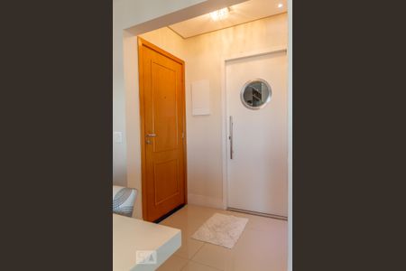 Apartamento para alugar com 123m², 3 quartos e 2 vagas Apartamento para alugar com 123m², 3 quartos e 2 vagasDetalhe Sala