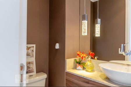 Apartamento para alugar com 123m², 3 quartos e 2 vagas Apartamento para alugar com 123m², 3 quartos e 2 vagasLavabo