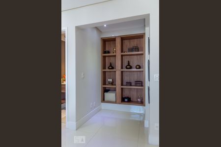 Apartamento para alugar com 123m², 3 quartos e 2 vagas Apartamento para alugar com 123m², 3 quartos e 2 vagasDetalhe Sala