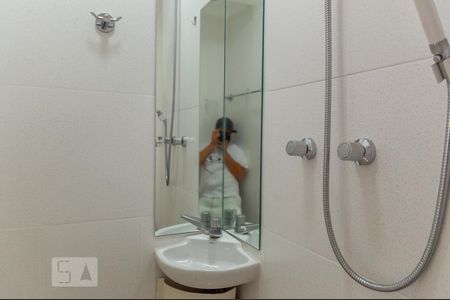 Apartamento para alugar com 123m², 3 quartos e 2 vagas Apartamento para alugar com 123m², 3 quartos e 2 vagasBanheiro de Serviço