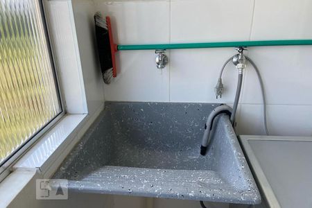 Apartamento para alugar com 55m², 2 quartos e 1 vagaLavanderia (Torneira)
