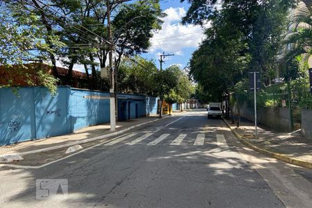 Apartamento para alugar com 55m², 2 quartos e 1 vagaVista da Rua