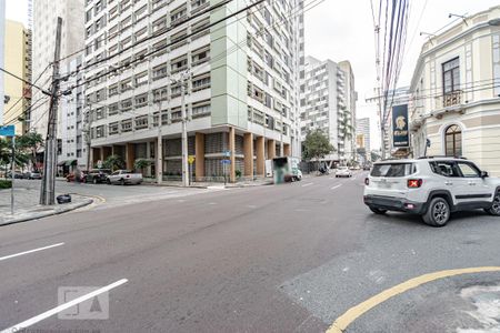 Apartamento à venda com 154m², 3 quartos e 1 vaga Apartamento à venda com 154m², 3 quartos e 1 vagaFachada