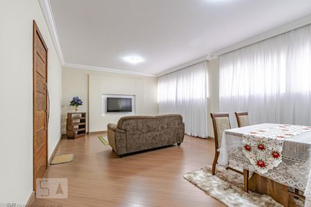 Sala de Estar de apartamento à venda com 3 quartos, 154m² em Centro, Curitiba