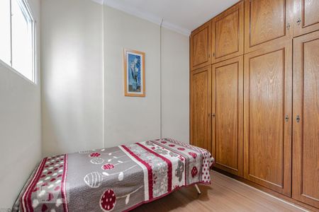 Quarto 1 de apartamento à venda com 3 quartos, 154m² em Centro, Curitiba