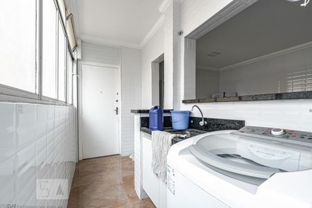 Apartamento à venda com 154m², 3 quartos e 1 vaga Apartamento à venda com 154m², 3 quartos e 1 vagaÁrea de Serviço