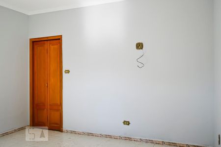 Casa à venda com 90m², 2 quartos e 3 vagas Casa à venda com 90m², 2 quartos e 3 vagasQuarto 1 Entrada