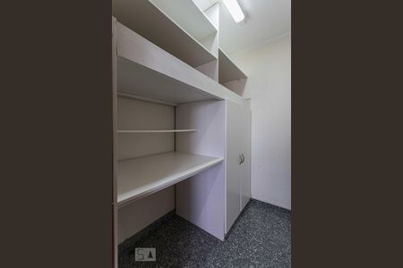 Apartamento à venda com 135m², 4 quartos e 3 vagasDispensa