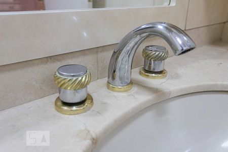 Apartamento à venda com 135m², 4 quartos e 3 vagasBanheiro 3 Suíte 2 Torneira