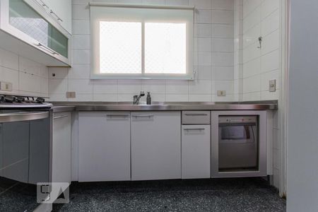 Apartamento à venda com 135m², 4 quartos e 3 vagasCozinha - Armários