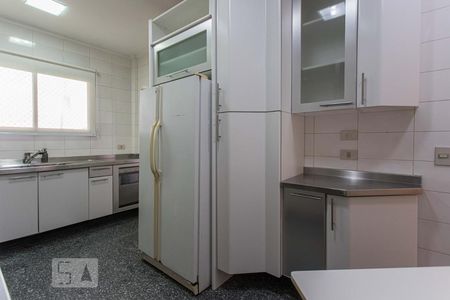 Apartamento à venda com 135m², 4 quartos e 3 vagasCozinha - Armários