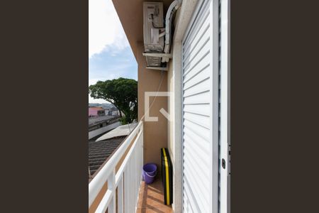 Casa de condomínio para alugar com 77m², 2 quartos e 2 vagas Casa de condomínio para alugar com 77m², 2 quartos e 2 vagasVaranda da Suíte