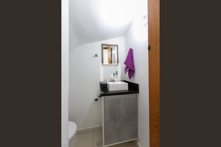 Lavabo de casa de condomínio à venda com 2 quartos, 100m² em Itaquera, São Paulo