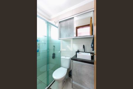 Casa de condomínio para alugar com 77m², 2 quartos e 2 vagas Casa de condomínio para alugar com 77m², 2 quartos e 2 vagasBanheiro da Suíte