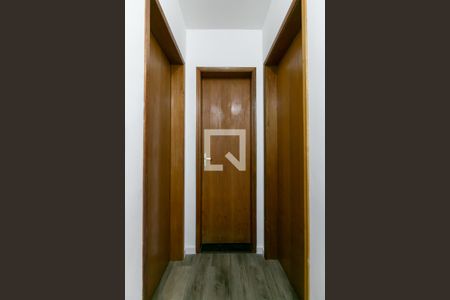 Casa de condomínio para alugar com 77m², 2 quartos e 2 vagas Casa de condomínio para alugar com 77m², 2 quartos e 2 vagasHall dos Quartos