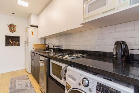 Cozinha de apartamento à venda com 2 quartos, 62m² em Teresópolis, Porto Alegre