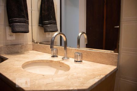 Apartamento para alugar com 104m², 3 quartos e 2 vagasBanheiro