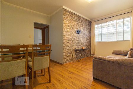 Sala de apartamento para alugar com 2 quartos, 60m² em Água Verde, Curitiba