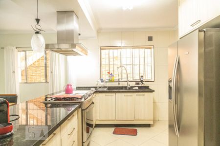 Casa à venda com 350m², 3 quartos e 2 vagasCozinha