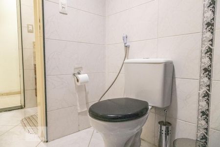 Casa à venda com 350m², 3 quartos e 2 vagasBanheiro