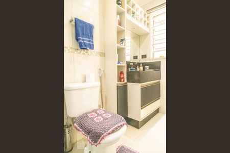 Casa à venda com 350m², 3 quartos e 2 vagasBanheiro da Suíte 1