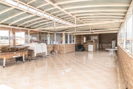 Casa à venda com 350m², 3 quartos e 2 vagasTerraço