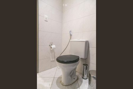 Casa à venda com 350m², 3 quartos e 2 vagasBanheiro