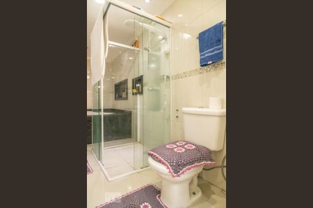 Casa à venda com 350m², 3 quartos e 2 vagasBanheiro da Suíte 1