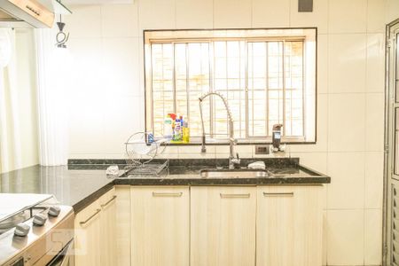 Casa à venda com 350m², 3 quartos e 2 vagasCozinha