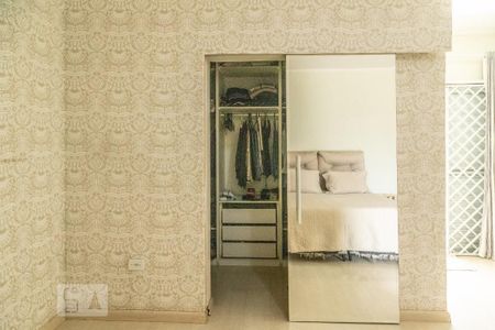 Casa à venda com 350m², 3 quartos e 2 vagasSuíte 1