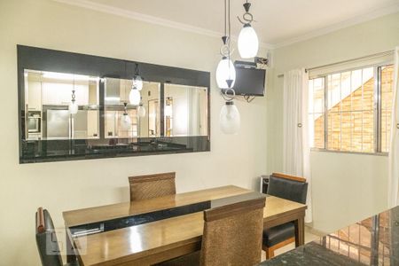 Casa à venda com 350m², 3 quartos e 2 vagasCopa