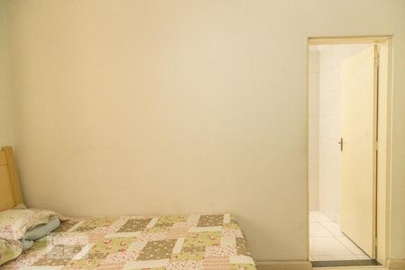 Casa à venda com 350m², 3 quartos e 2 vagasSuíte 2