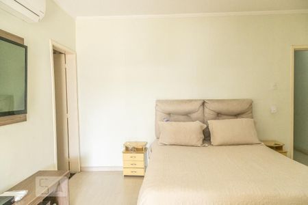 Casa à venda com 350m², 3 quartos e 2 vagasSuíte 1