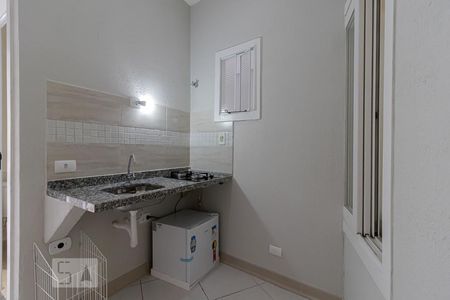 Sala/Cozinha de kitnet/studio para alugar com 1 quarto, 20m² em Cambuci, São Paulo