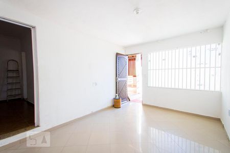 Casa 1 - Sala de casa para alugar com 3 quartos, 150m² em Jardim Monções, Santo André