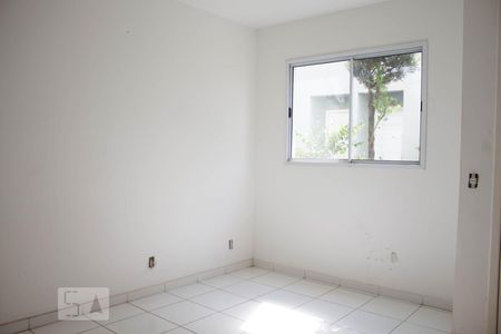 Casa de condomínio para alugar com 90m², 2 quartos e 1 vagaSala