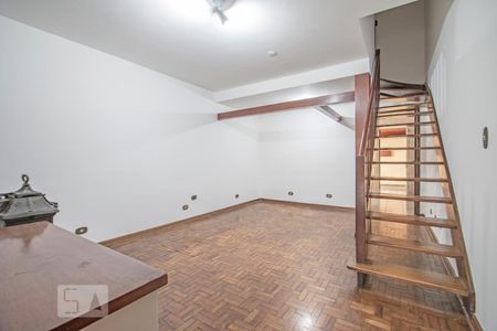 Sala de casa para alugar com 2 quartos, 80m² em Chácara Santo Antônio (zona Sul), São Paulo