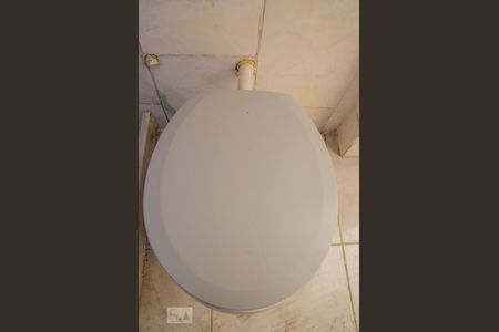 Casa à venda com 65m², 1 quarto e sem vaga Casa à venda com 65m², 1 quarto e sem vagaBanheiro