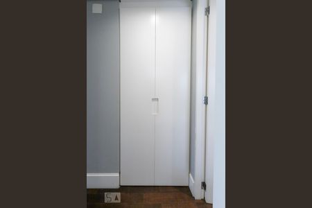 Apartamento à venda com 161m², 2 quartos e 4 vagasCorredor