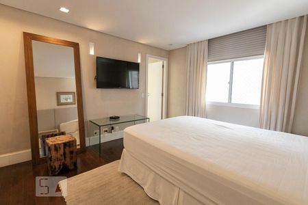 Apartamento à venda com 161m², 2 quartos e 4 vagasSuíte 2