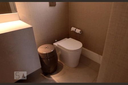 Apartamento à venda com 161m², 2 quartos e 4 vagasLavabo