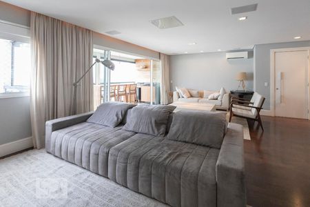 Sala de apartamento à venda com 2 quartos, 161m² em Vila Nova Conceição, São Paulo