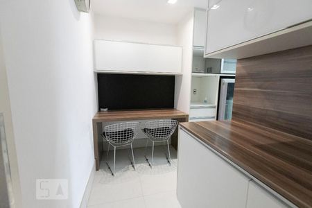 Apartamento à venda com 161m², 2 quartos e 4 vagasCozinha