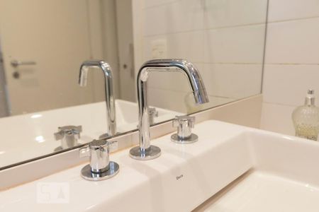 Apartamento à venda com 161m², 2 quartos e 4 vagasTorneira