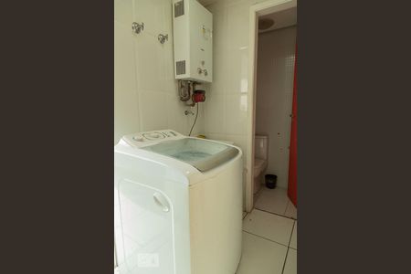 Apartamento à venda com 150m², 3 quartos e 2 vagas Apartamento à venda com 150m², 3 quartos e 2 vagasÁrea de Serviço