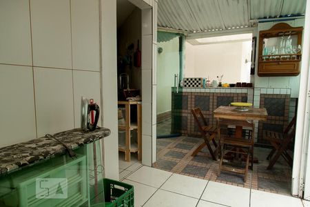 Apartamento à venda com 150m², 3 quartos e 2 vagas Apartamento à venda com 150m², 3 quartos e 2 vagasÁrea de Serviço