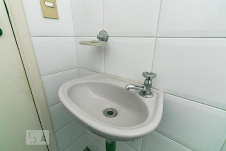 Apartamento para alugar com 100m², 3 quartos e 2 vagasÁrea de Serviço - Banheiro