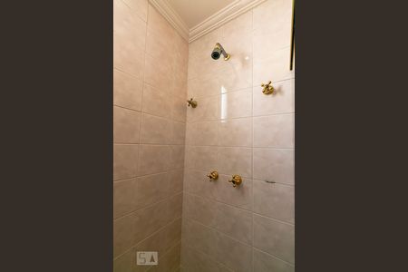 Apartamento para alugar com 100m², 3 quartos e 2 vagasBanheiro 2 - Chuveiro